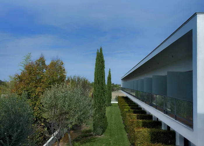 Convento Do Espinheiro, Historic Hotel & Spa